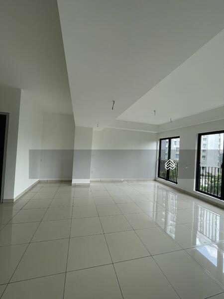 KL East : East 57 - 3