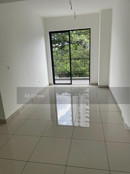 KL East : East 57 - 4