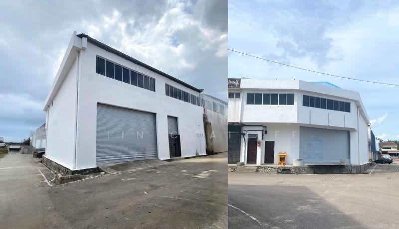 Corner Factory Kulai Kawasan Perindustrian Timur 1.5 Storey Corner - 1