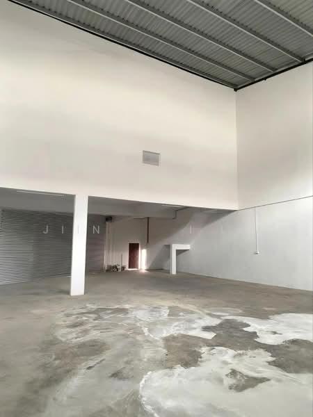 Corner Factory Kulai Kawasan Perindustrian Timur 1.5 Storey Corner - 5