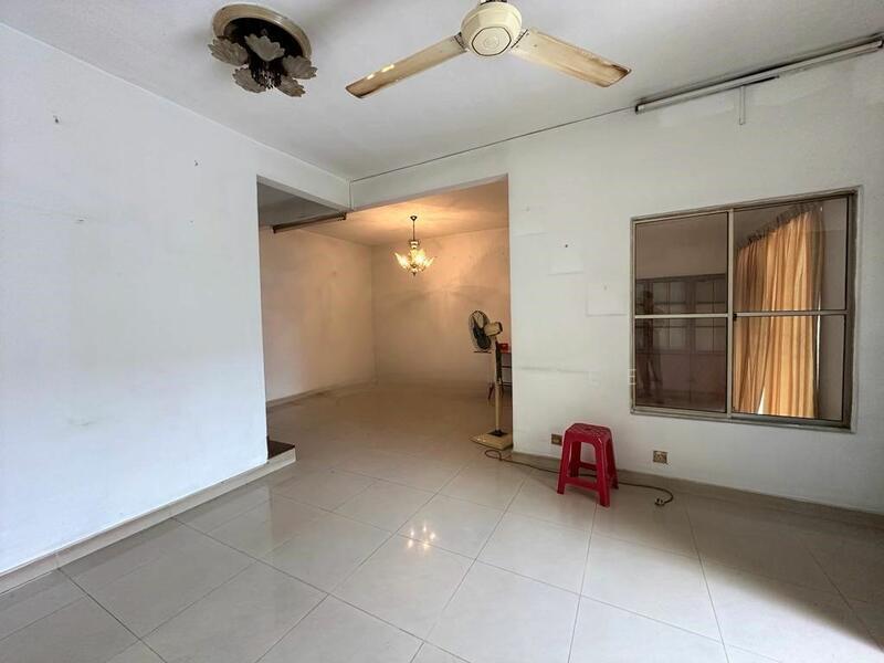 2-storey Terrace House at Usj 2 - 2