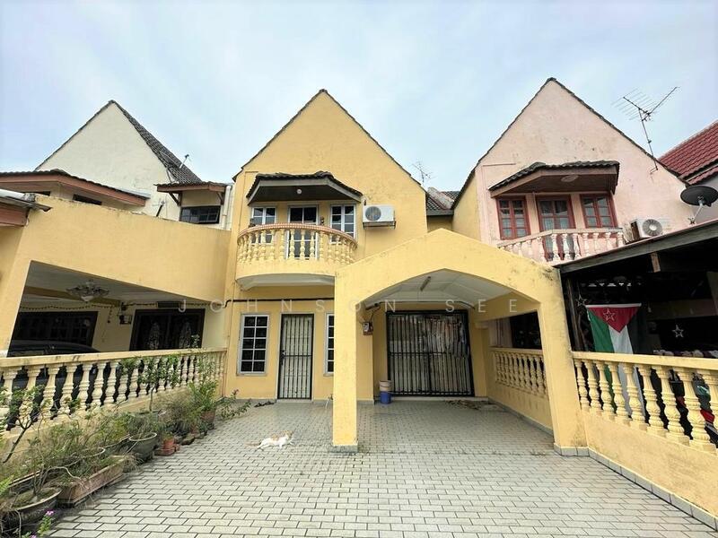 2-storey Terrace House at Usj 2 - 4
