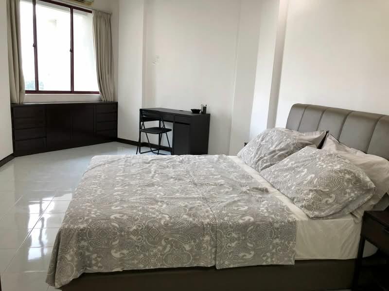 Marina Bay Condominium - 4