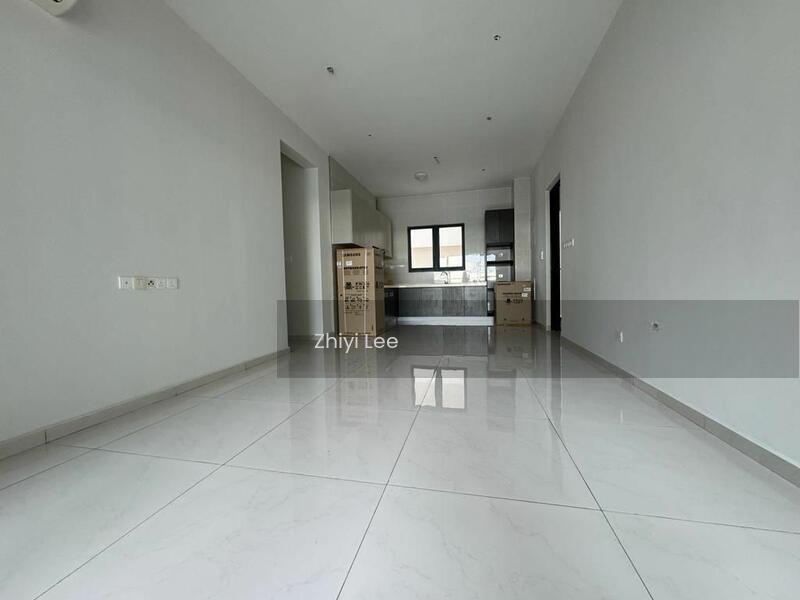 Kings Bay @ Country Garden Danga Bay - 1