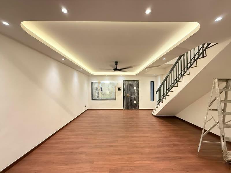 Taman Bukit Indah - 3