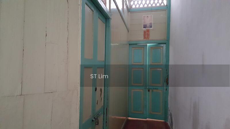 Double-storey Terrace 2700sf at Jalan Magazine in Georgetown Penang - 3