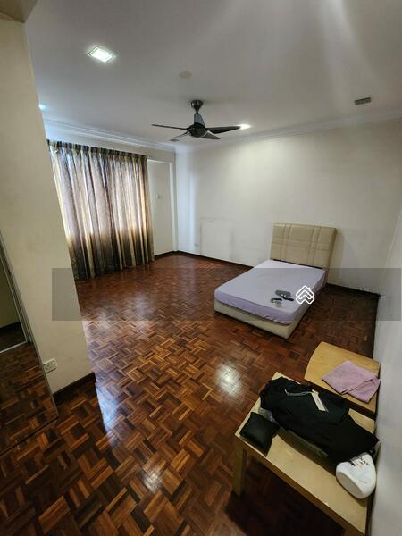 Merdeka View Apartment - 4