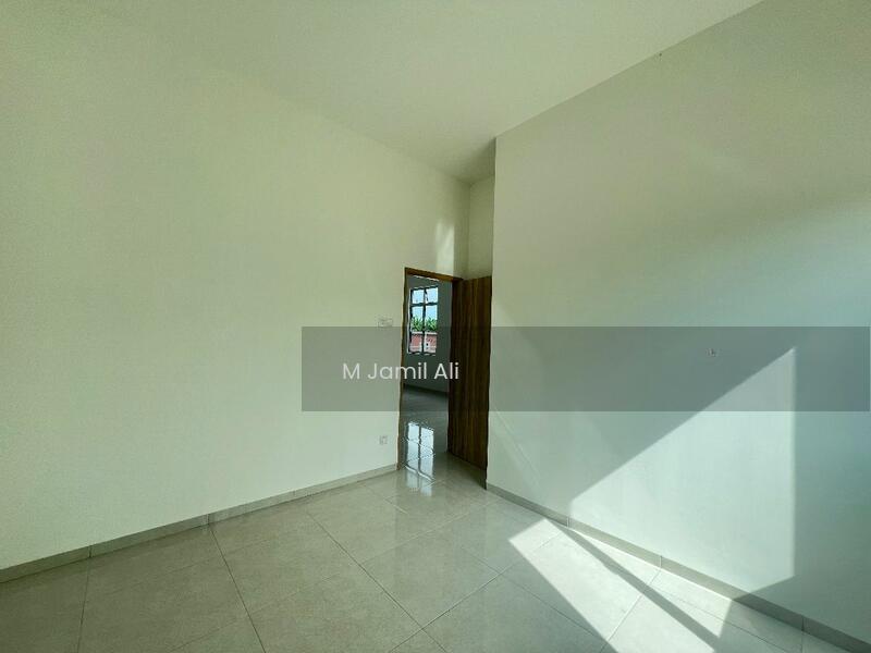 Terrace house at Batu Pahat - 5