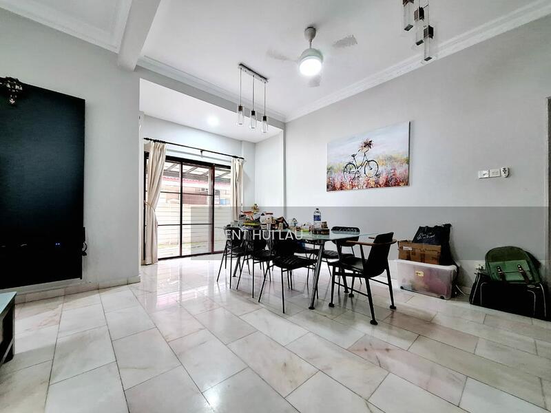 Lestari Mansion - 4
