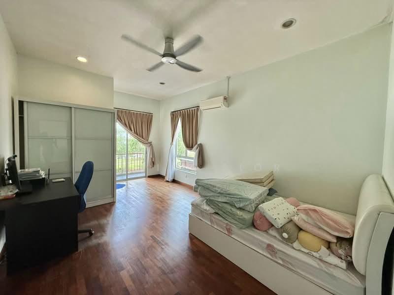 The Canal Garden South, Horizon Hills - 3