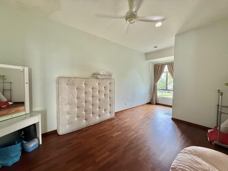 The Canal Garden South, Horizon Hills - 2