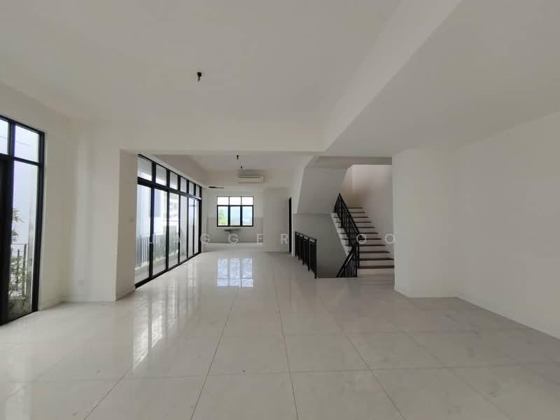 16 Quartz @ Melawati - 3