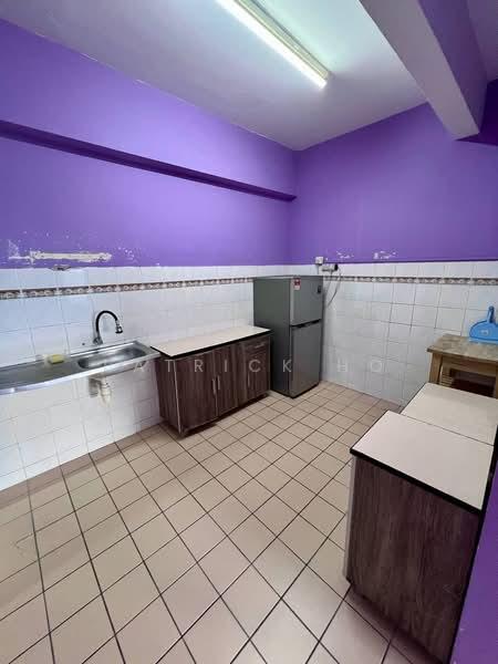 Putri Ria Apartment - 3