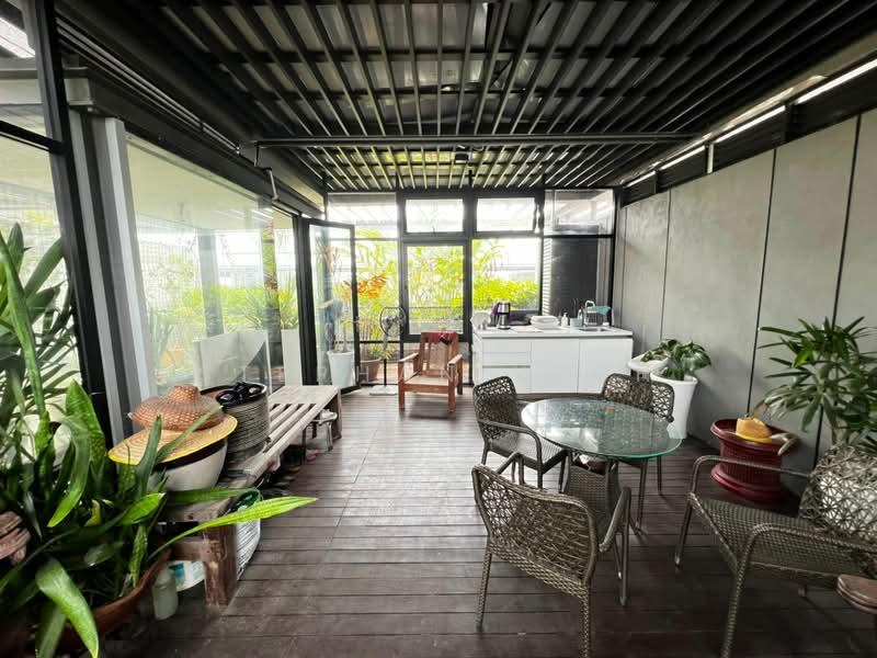 Shorefront Residences - 2