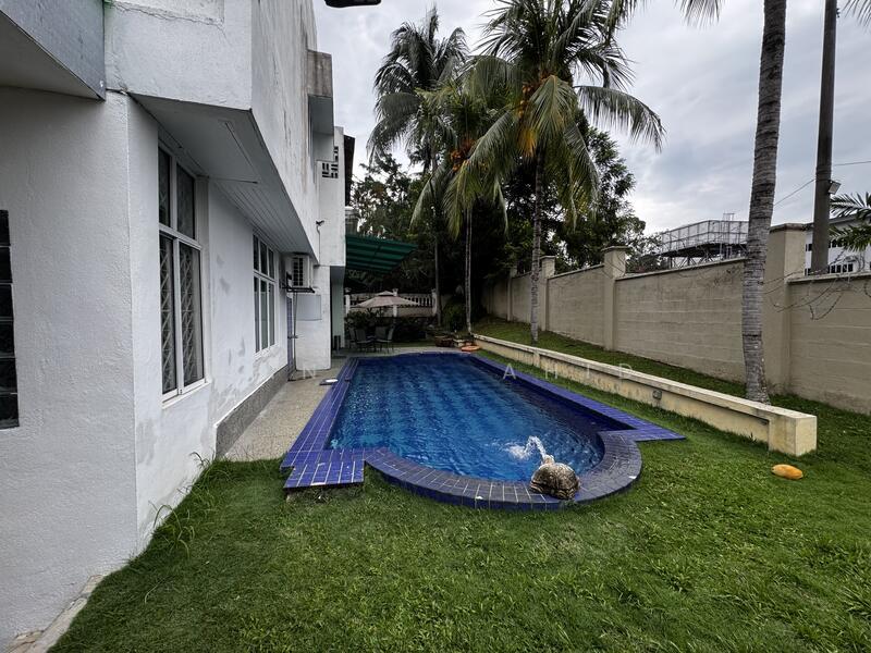 Ukay Heights Bungalow - 3