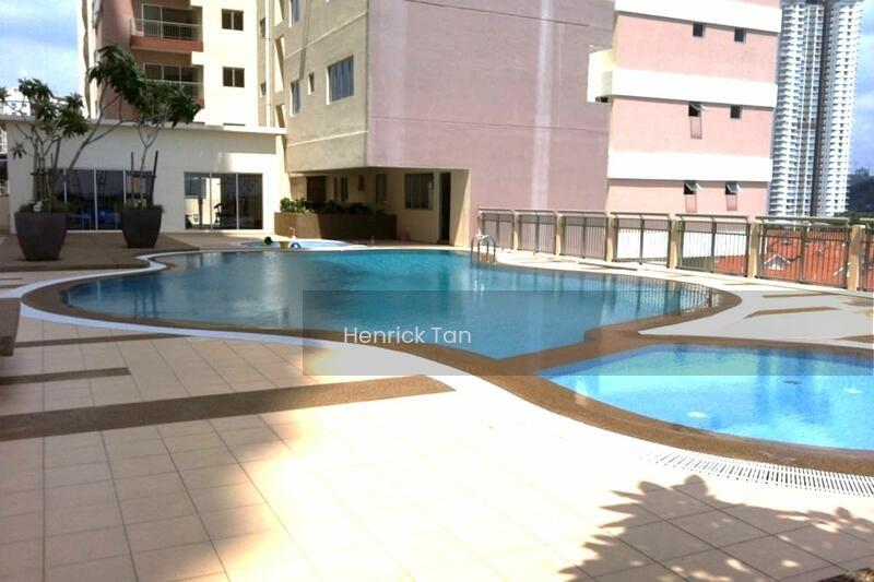 Avelon Tower @ Plaza Medan Putra - 1