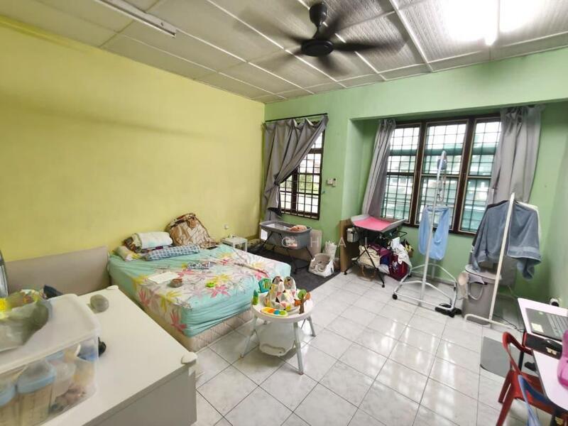 Taman Desa Cemerlang - 4