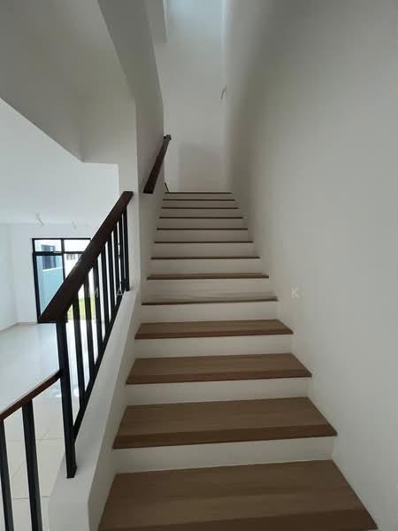 RESIDENSI BOTANI 3 - 5