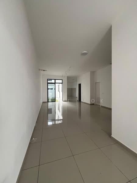 RESIDENSI BOTANI 3 - 4