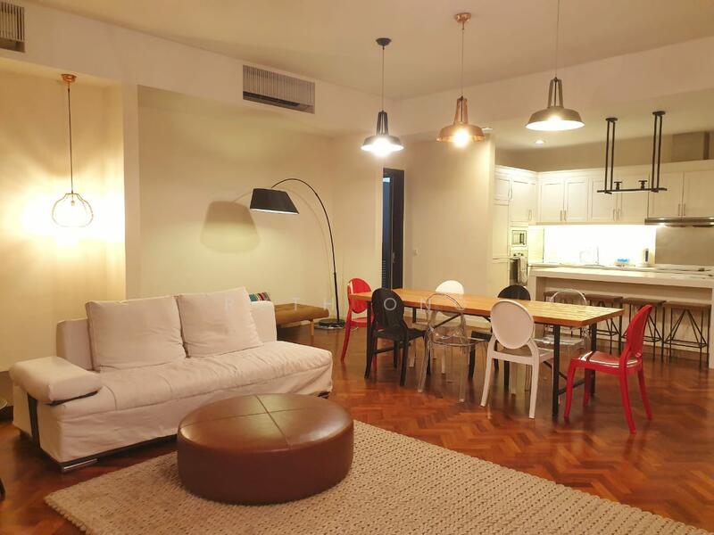 Quayside Seafront Resort Condominiums - 2