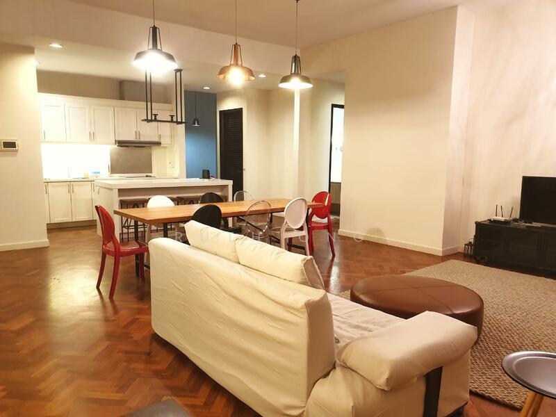 Quayside Seafront Resort Condominiums - 3