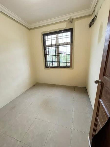 Sri Putra Apartment - 4