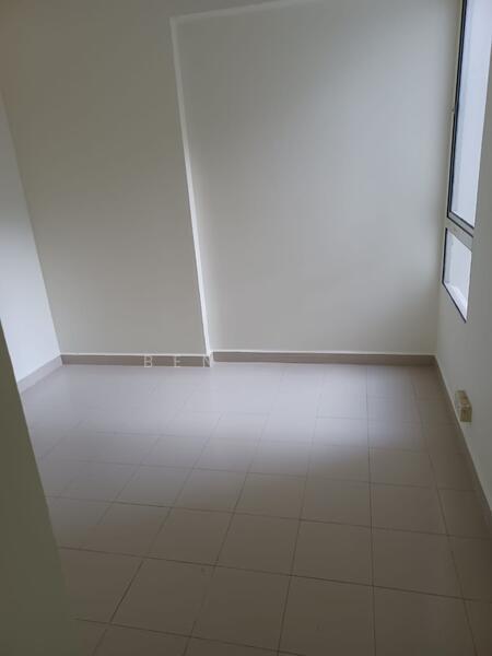 Gurney Park Condominium - 2