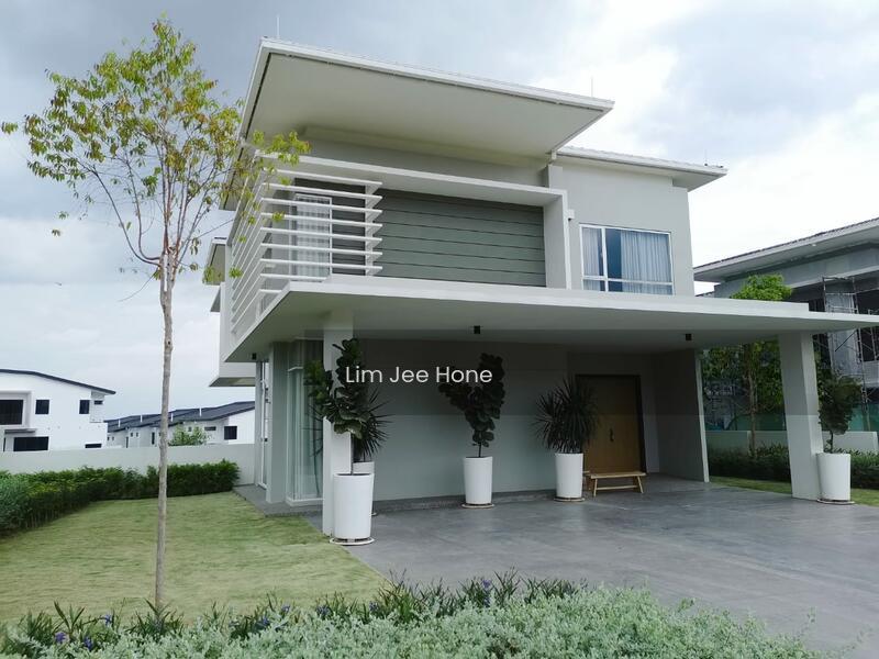 Subang @ 2 & 3 storey Bungalow - 1