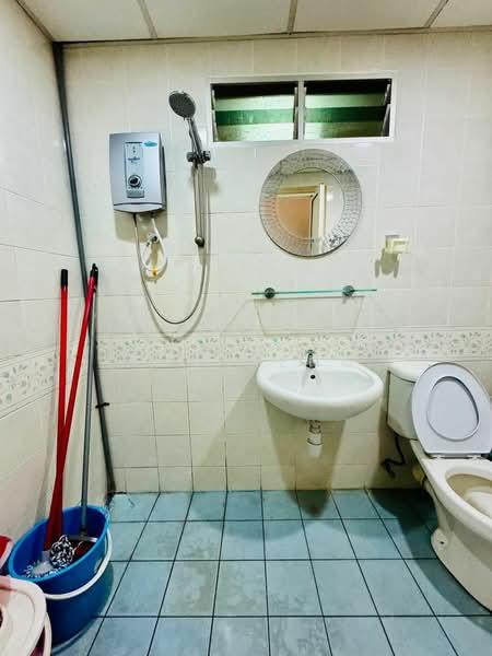 Putra Place Condominium - 5
