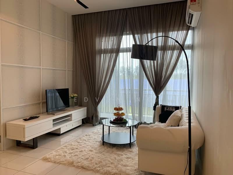 Royal Strand @ Country Garden Danga Bay - 1