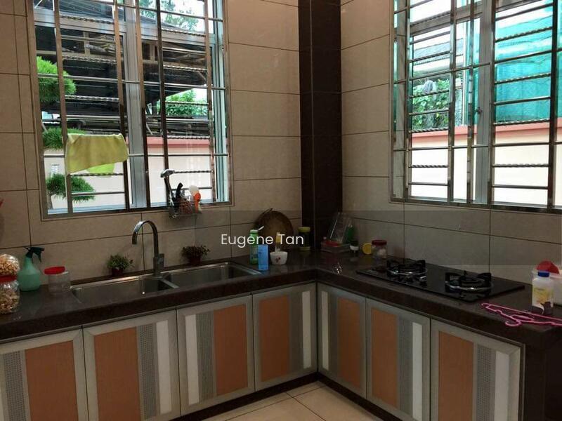 Bungalow Bukit Pasir Muar, Jalan Keramat - 3