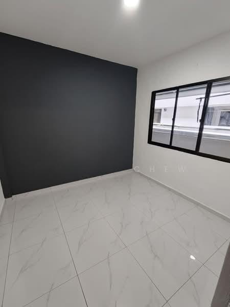 Rumah Pangsa Permas Jaya - 2