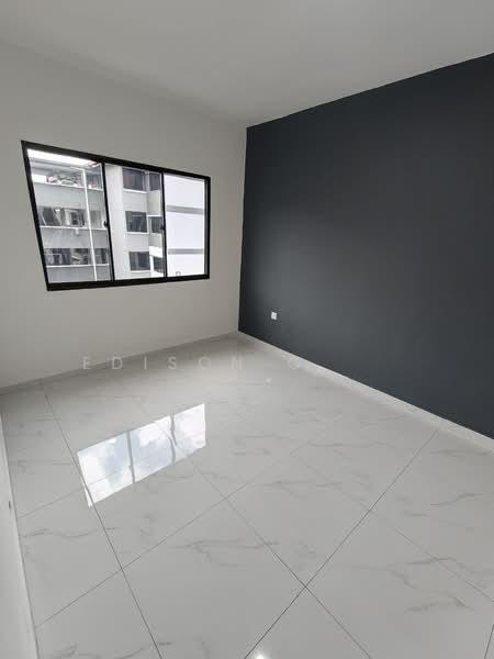 Rumah Pangsa Permas Jaya - 3