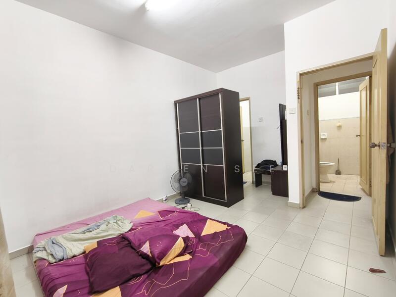 Lake View Suites - 5