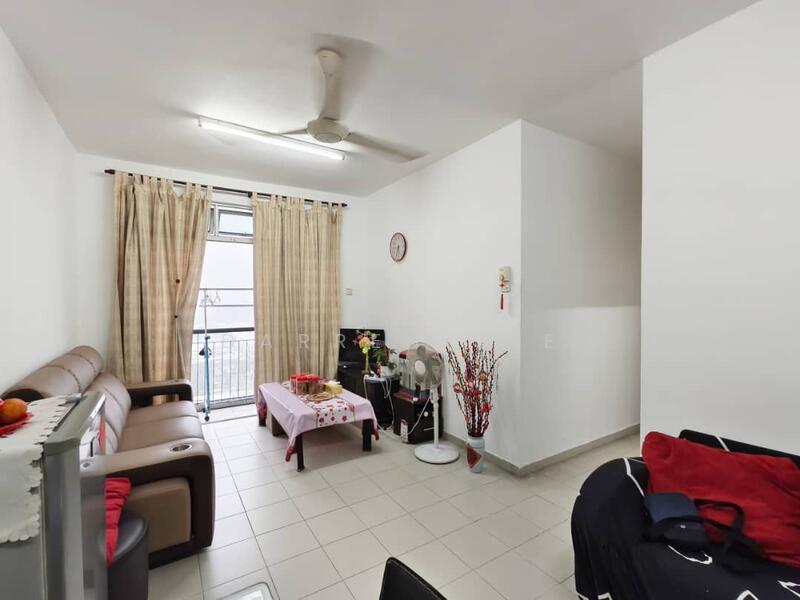 Lake View Suites - 1