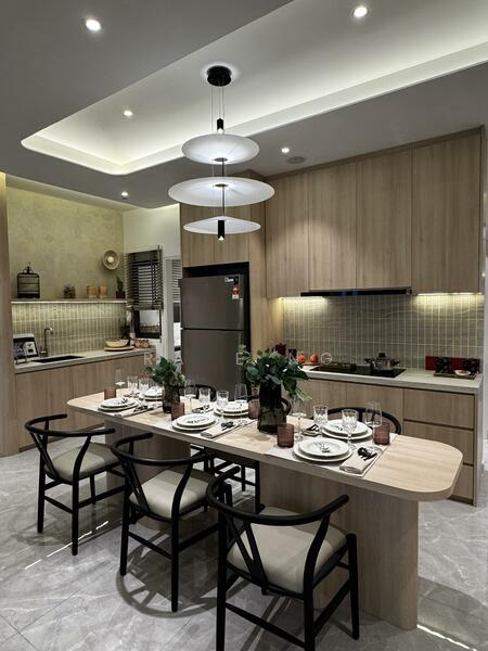 Trinity Rainfora - 1