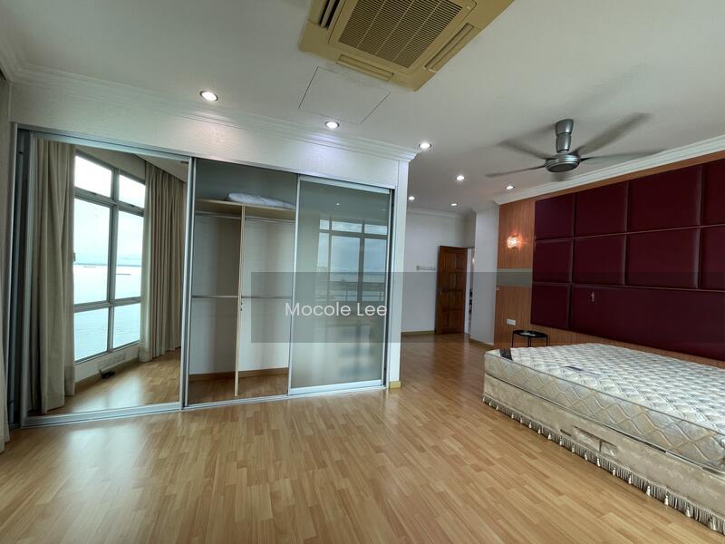 Gurney Palace - 3