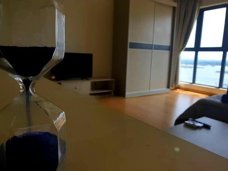 Bay Point @ Country Garden Danga Bay - 2