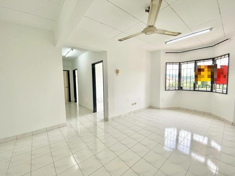 Pangsapuri Carmila - 5