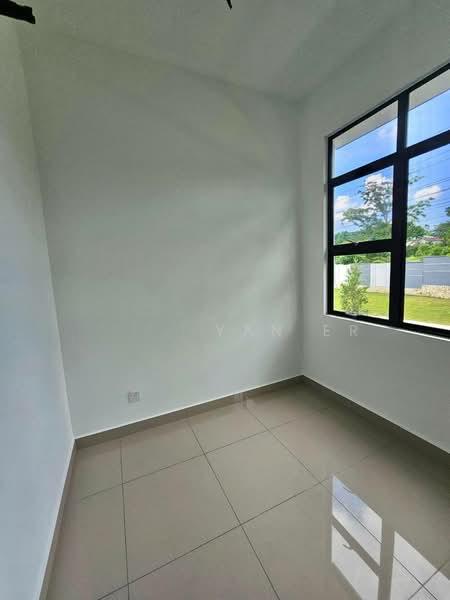 Taman Ponderosa Molek - 5