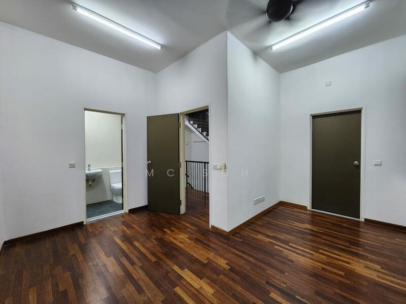Setia Utama 2, Setia Alam 3 storey House For Sale - 2