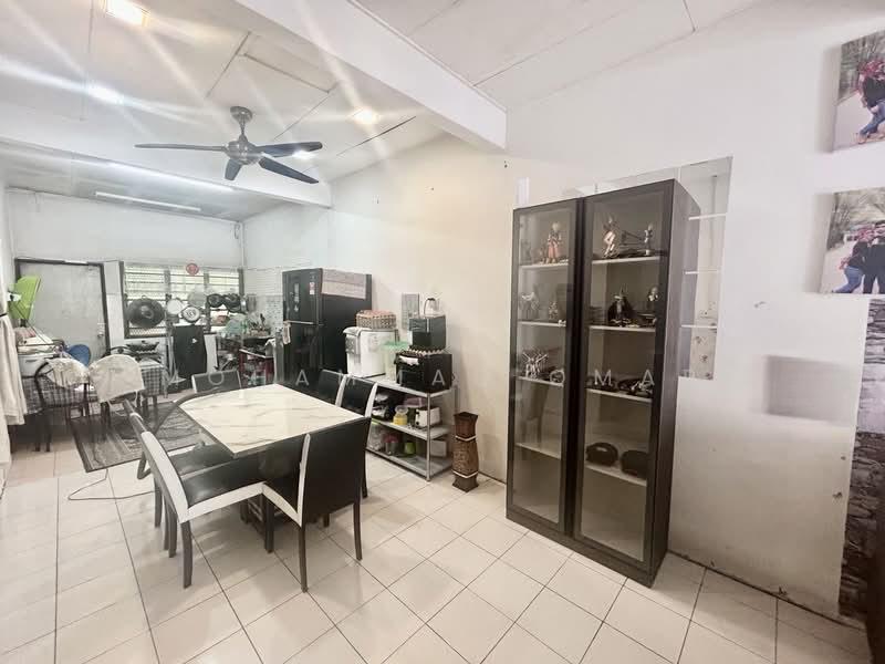 Taman Desa Kenanga 2 - 4