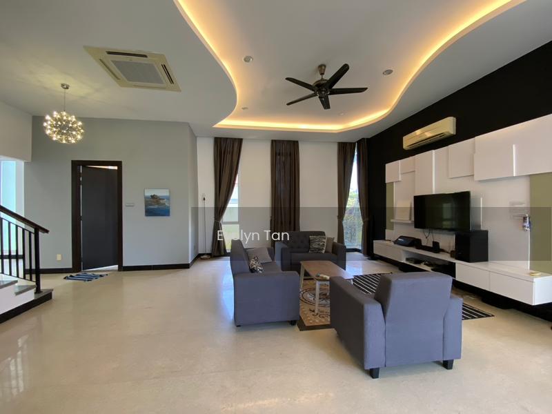 Bungalow at USJ - 5