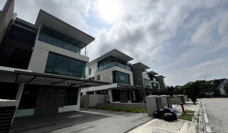 Marvelane Homes by the Lake @ Putra Heights - 5