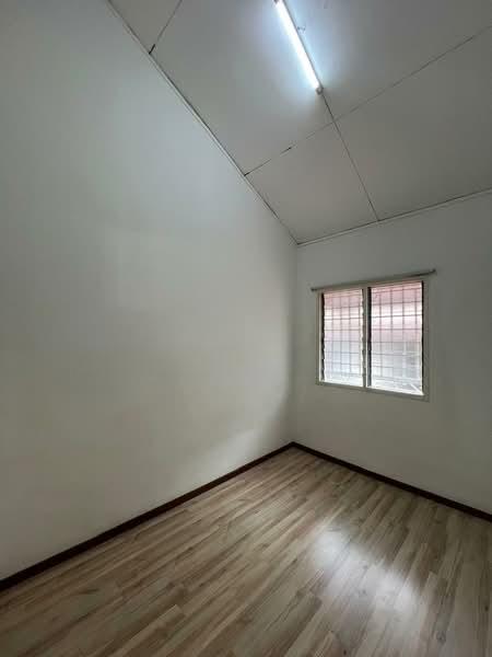 sri menjalara 62b - 4