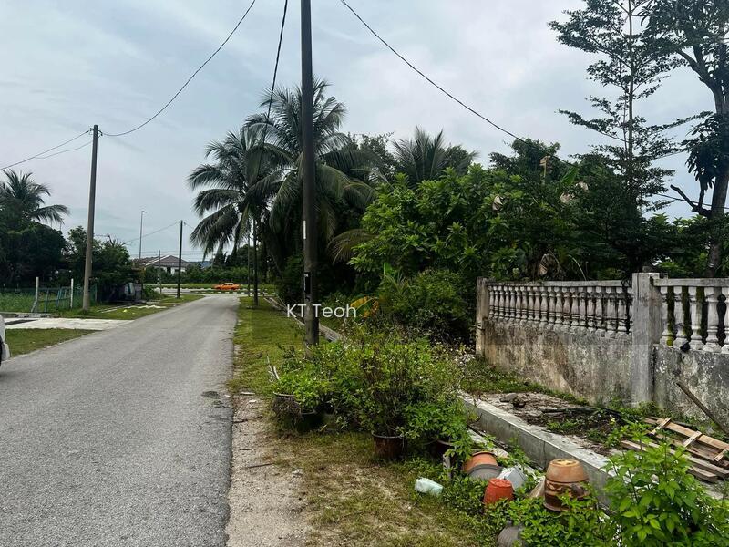 Below Market Value; 1 Sty Terrace @ RPT Jalan Bota Siputeh - 4