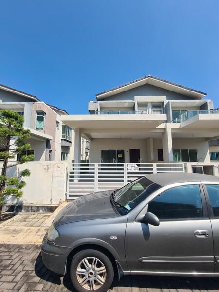 Villa Raintree 2 - 4