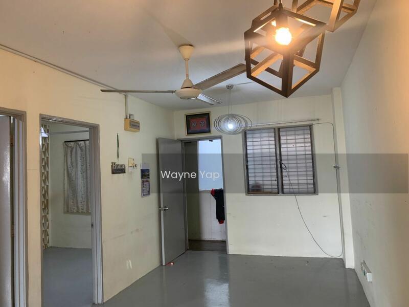 Taman Industrial Lembah Jaya Flat - 4