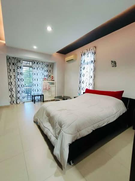 Taman Nusa Bestari - 5