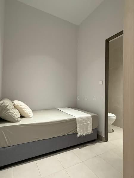 Royal Garden @ Sri Putramas 4 - 5